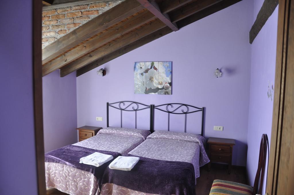 Pensión Solís Onís Habitación foto