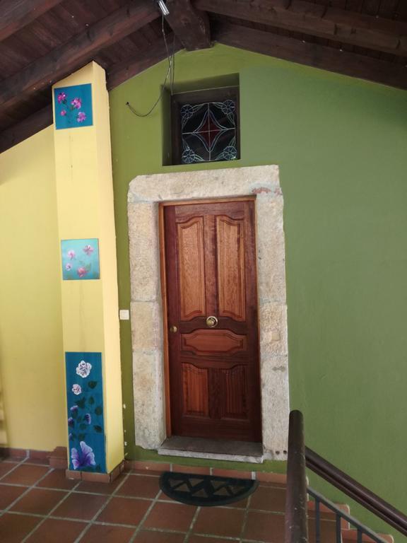 Pensión Solís Onís Exterior foto